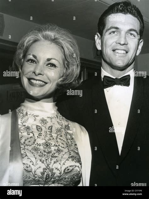 janet leigh husband